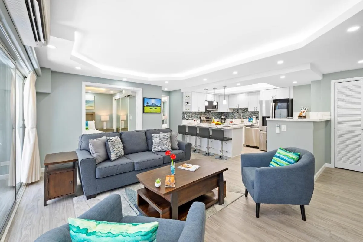 Image 3 of Fully Renovated 2BR 2BA with Free Parking, Steps to beach!