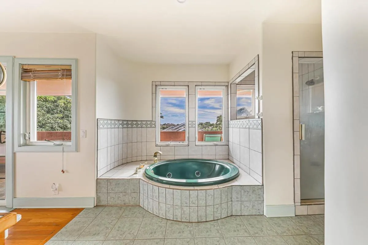 Image 2 of Gorgeous 4 br 10 on Golf Course/Near Poipu Beach