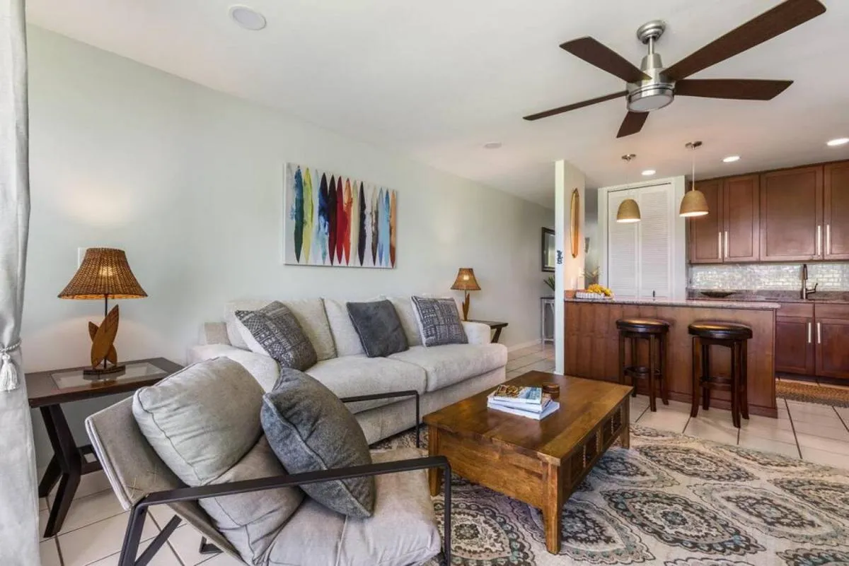 Image 3 of Gorgeous One Bedroom golf course front