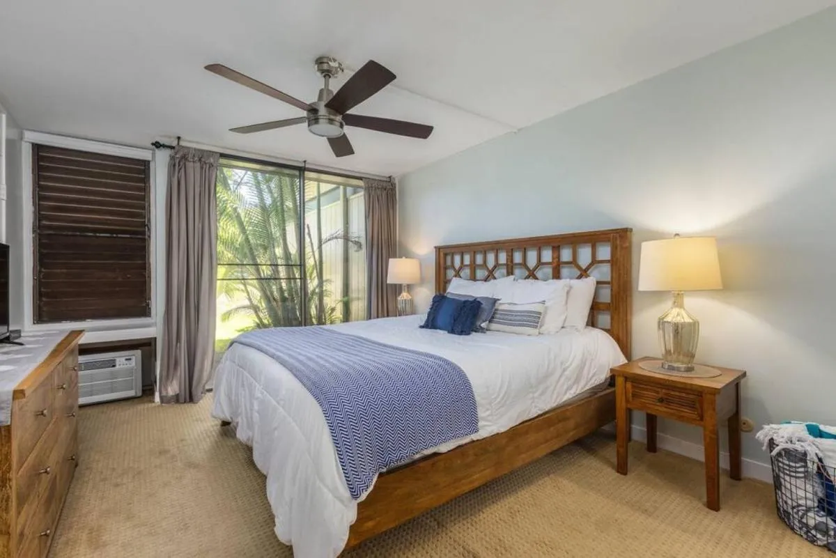 Image 1 of Gorgeous One Bedroom golf course front