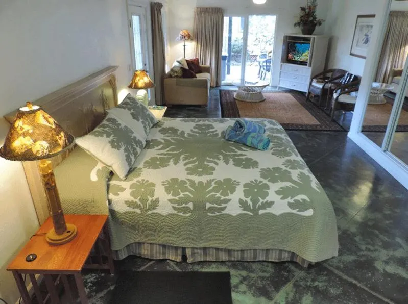 Image 6 of Hale Pua Villa – Hibiscus Suite