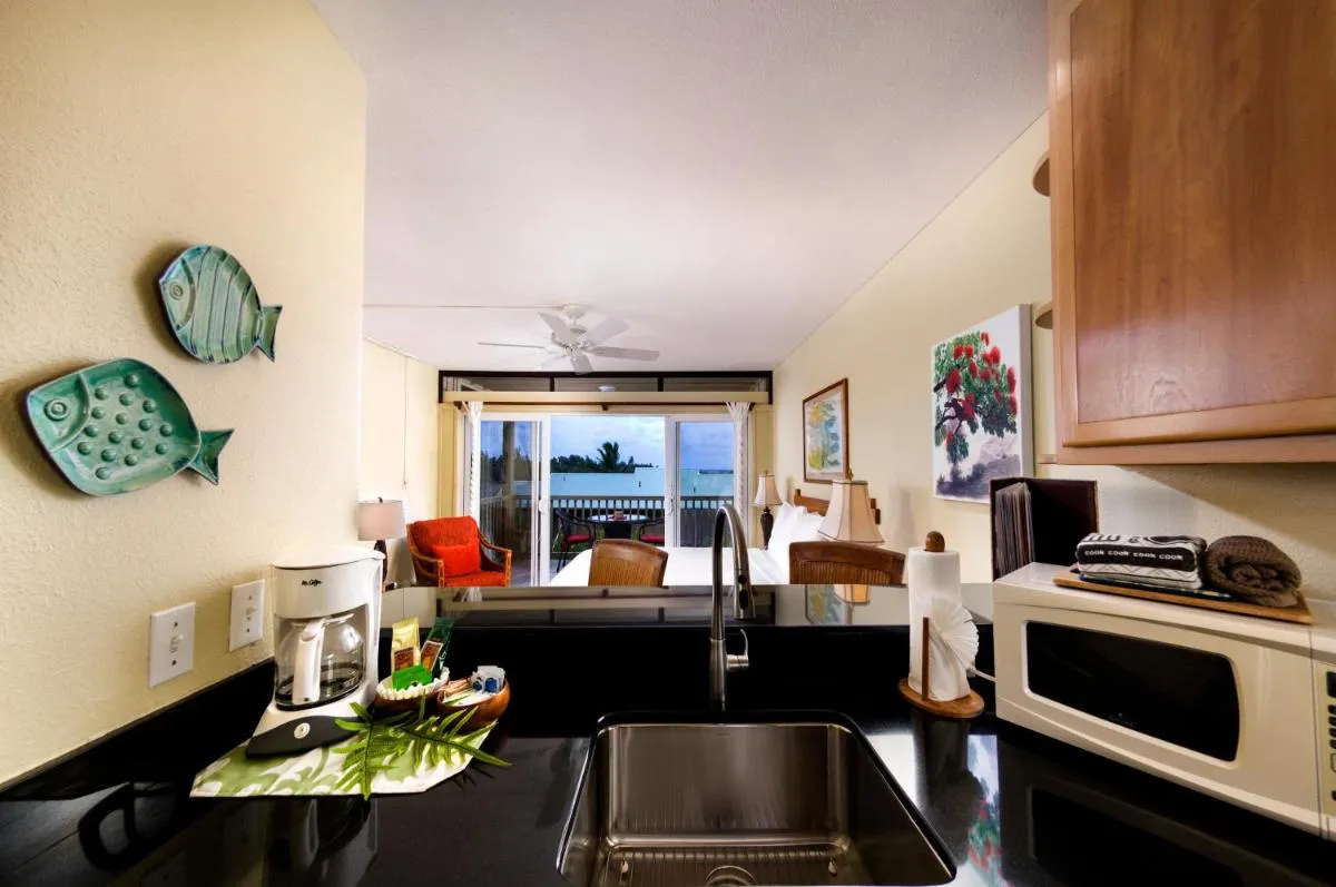 Image 2 of Hana Kai Maui – #106 Kuakahi partial oceanview studio