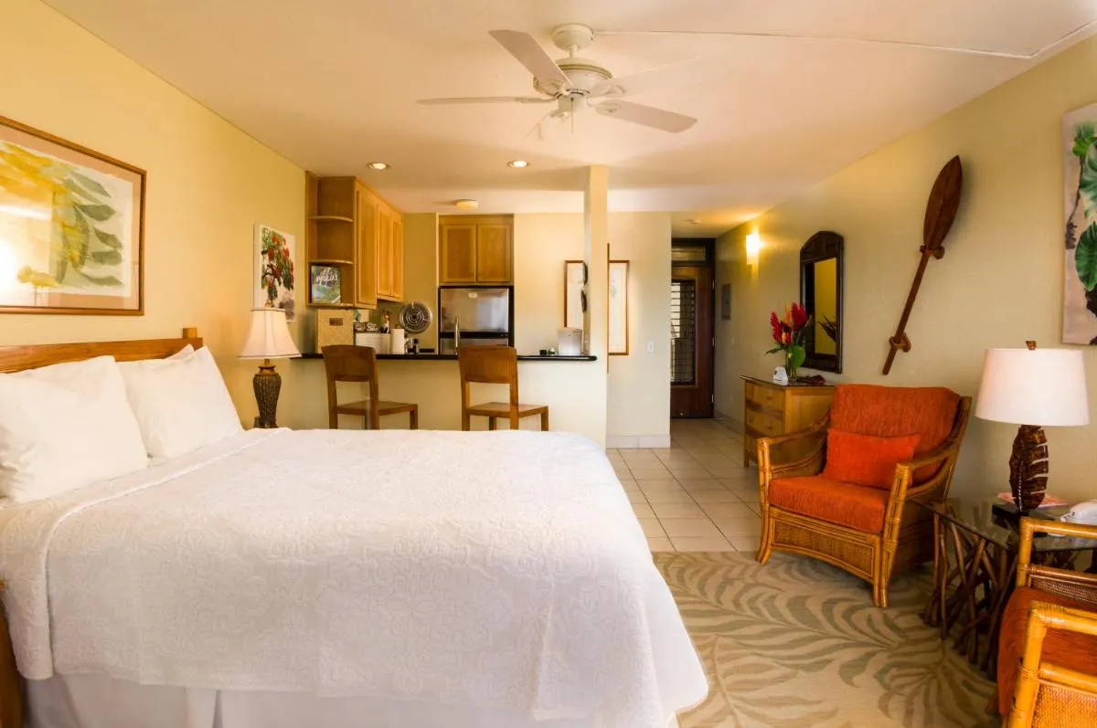 Image 1 of Hana Kai Maui – #106 Kuakahi partial oceanview studio