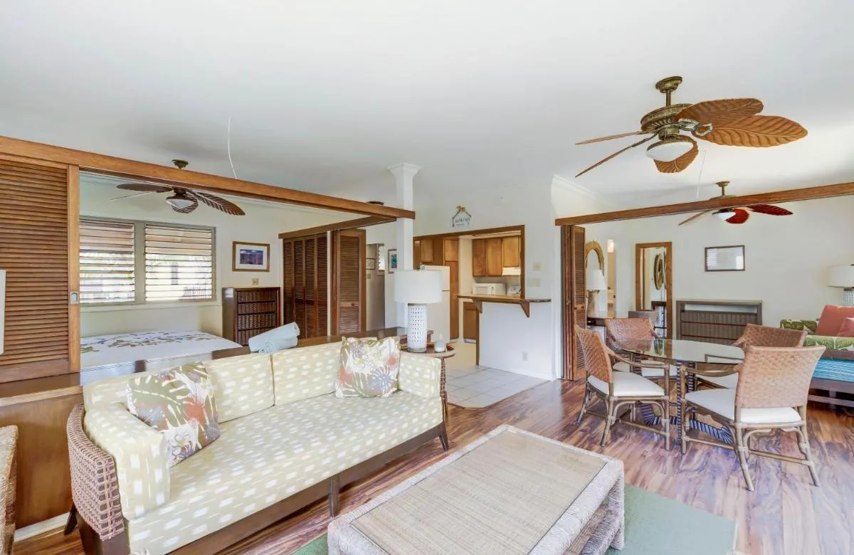 Image 4 of Hanalei Colony Resort H4