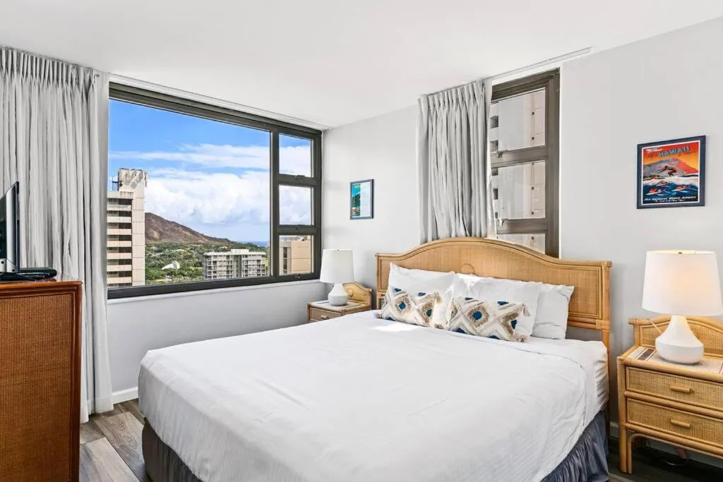 Image 1 of Hawaii Nei Charming 1 bedroom VIEWS Sleeps 4