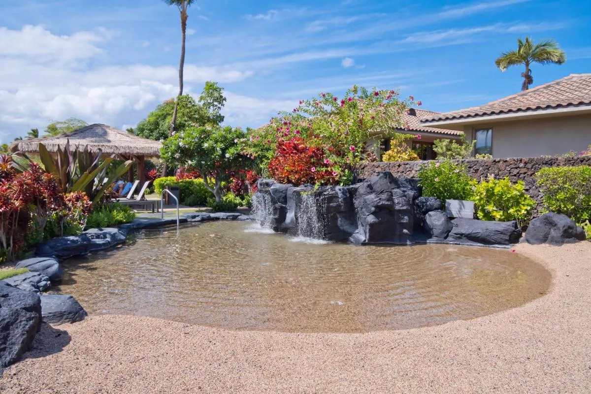 Image 1 of Hilton Pool Pass Included, Kolea – Luxe 2BR Villa Steps to Beach Pool HotTub Gym