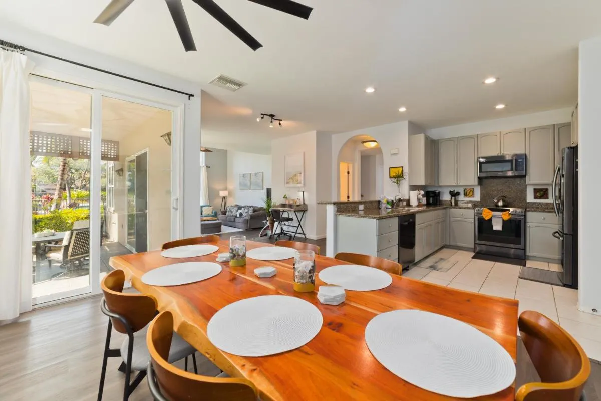 Image 1 of Hilton Pool Pass Included – Stylish Central Villa Mins to Beach Pool & Spa