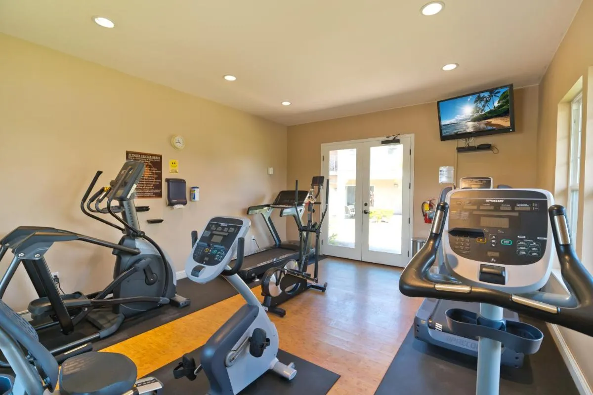 Image 5 of Hilton Pool Pass Included – Stylish Central Villa Mins to Beach Pool & Spa