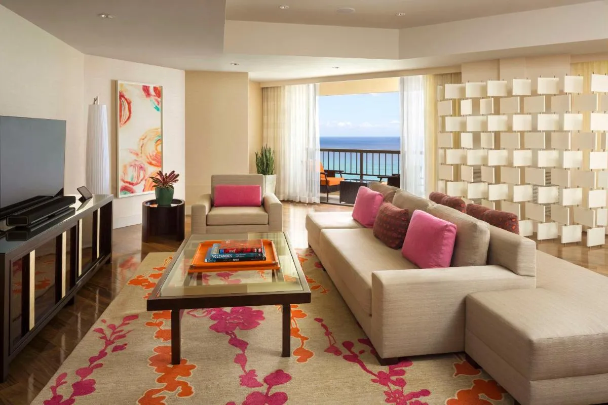 Image 2 of Hyatt Regency Waikiki Beach Resort & Spa