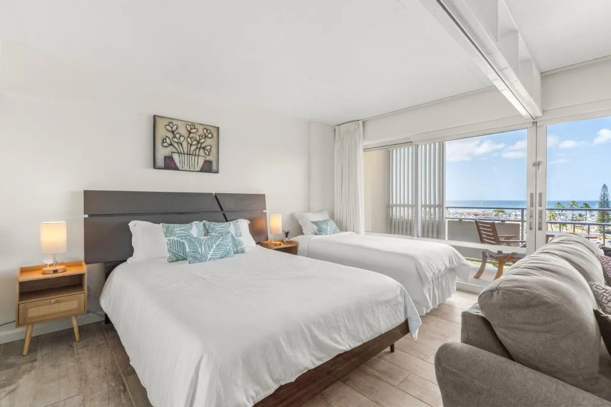 Image 5 of Ilikai Hotel with Ocean View