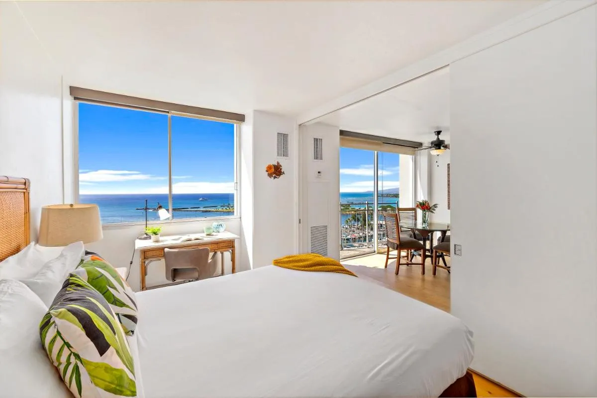 Image 6 of Ilikai Marina 1BR Condo, Ocean View Haven