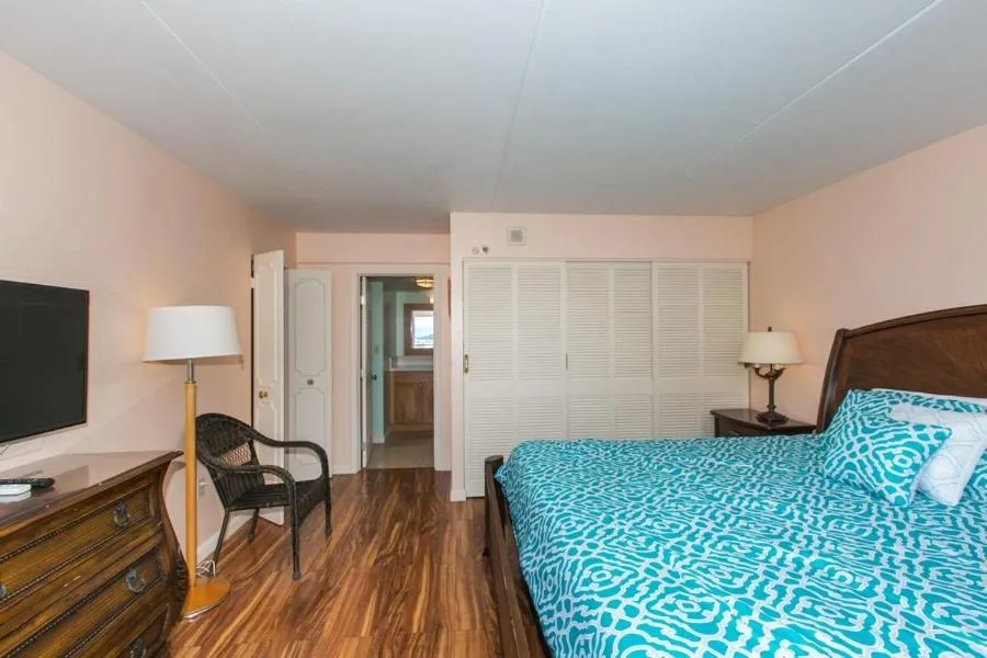 Image 5 of Ilikai Tower 1934 Condo with Fully Equipped Kitchen – Great for longer stays!
