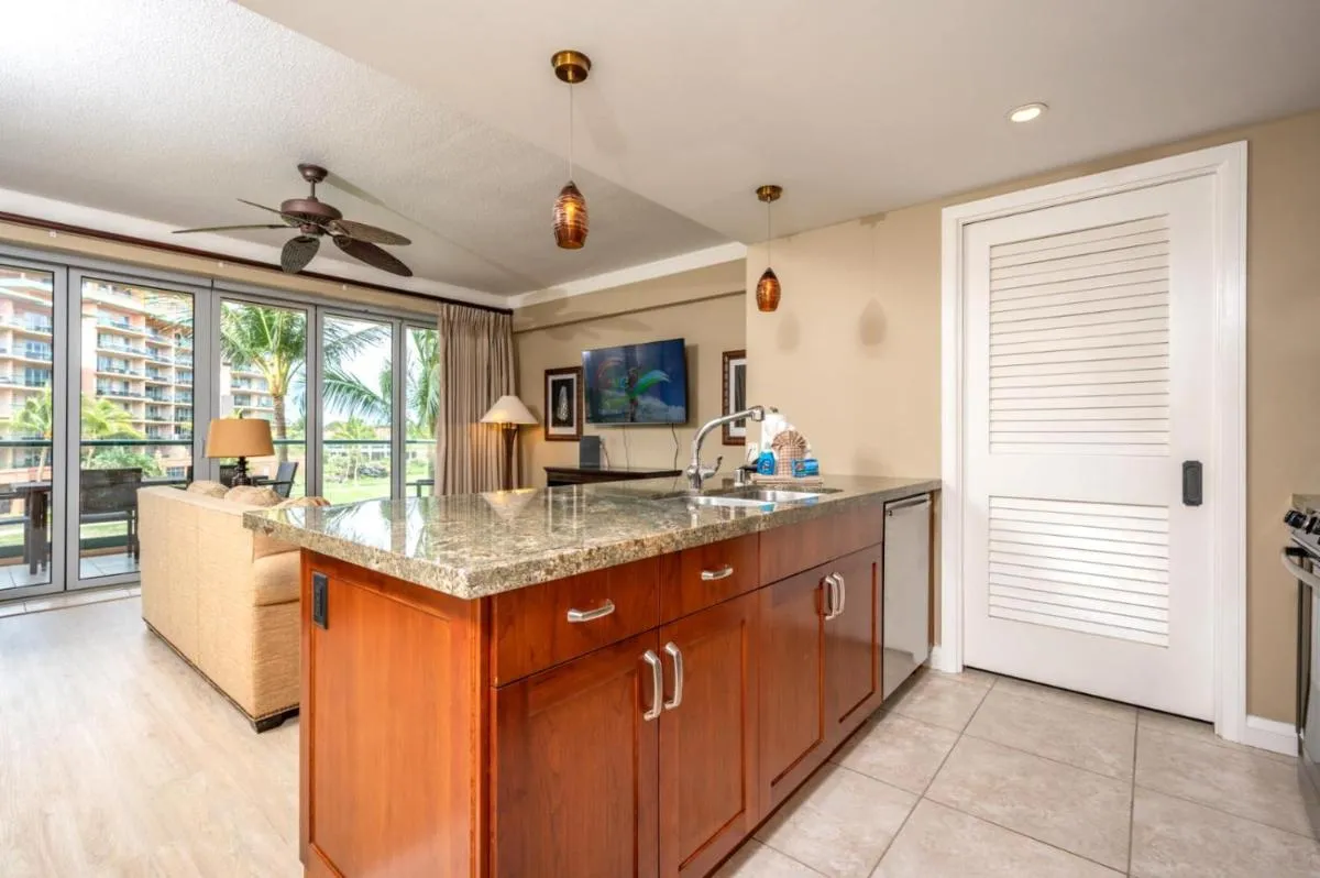 Image 3 of KBM Resorts: Honua Kai Hokulani HKH-344 Ocean Views Stunning Sunsets Includes Rental Car
