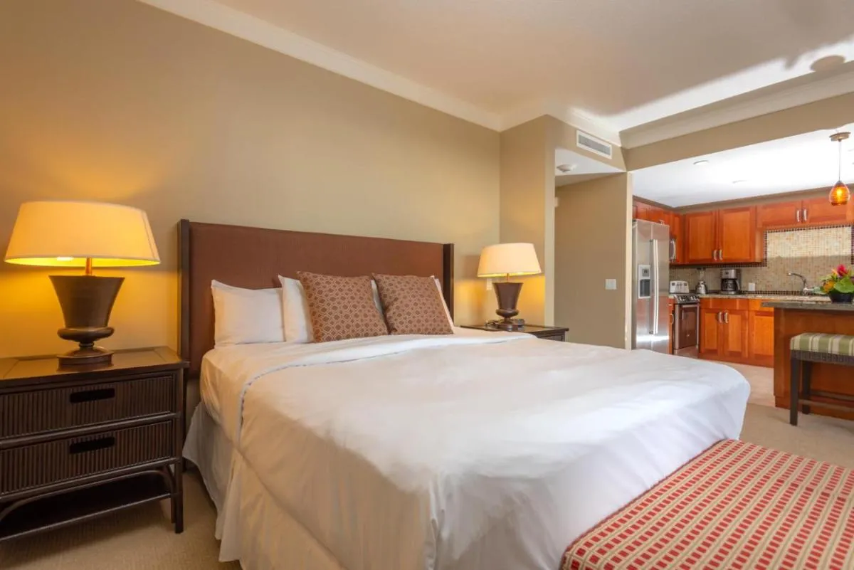 Image 1 of KBM Resorts: Honua Kai Hokulani HKH-423 Gorgeous Studio with Ocean Views Includes Rental Car