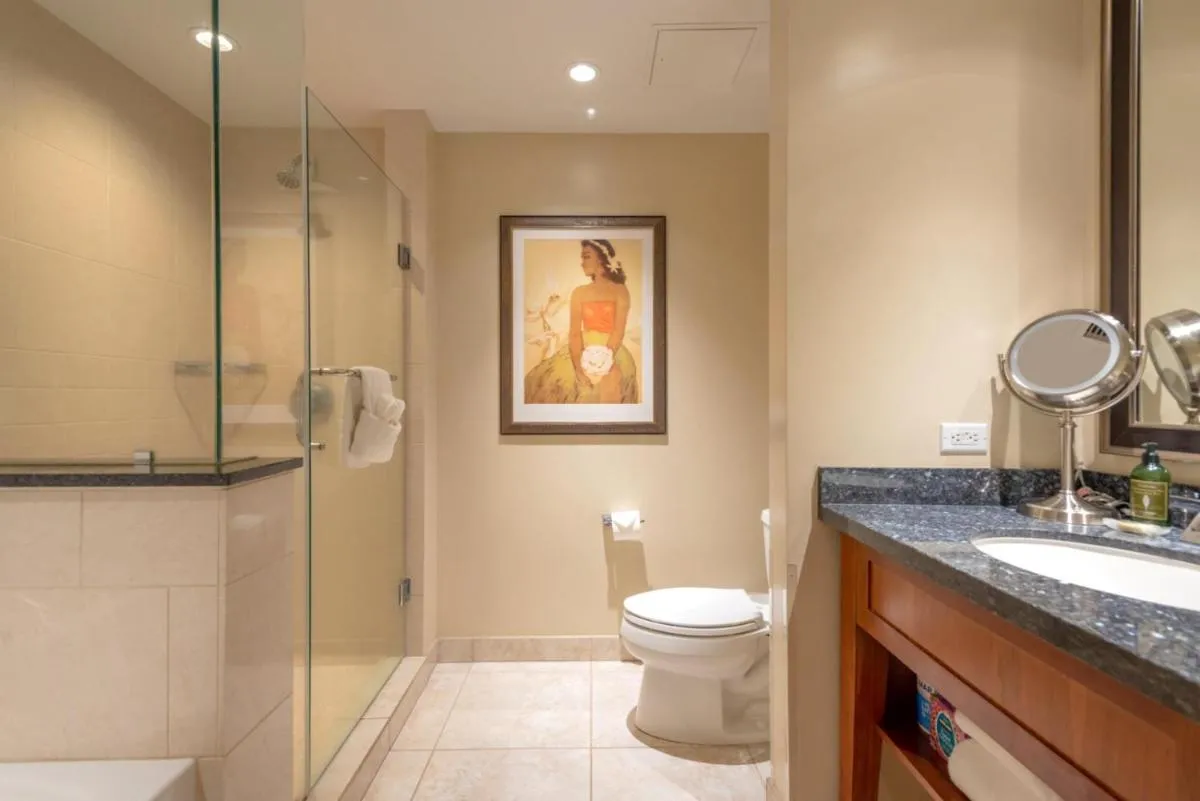 Image 2 of KBM Resorts: Honua Kai Hokulani HKH-423 Gorgeous Studio with Ocean Views Includes Rental Car