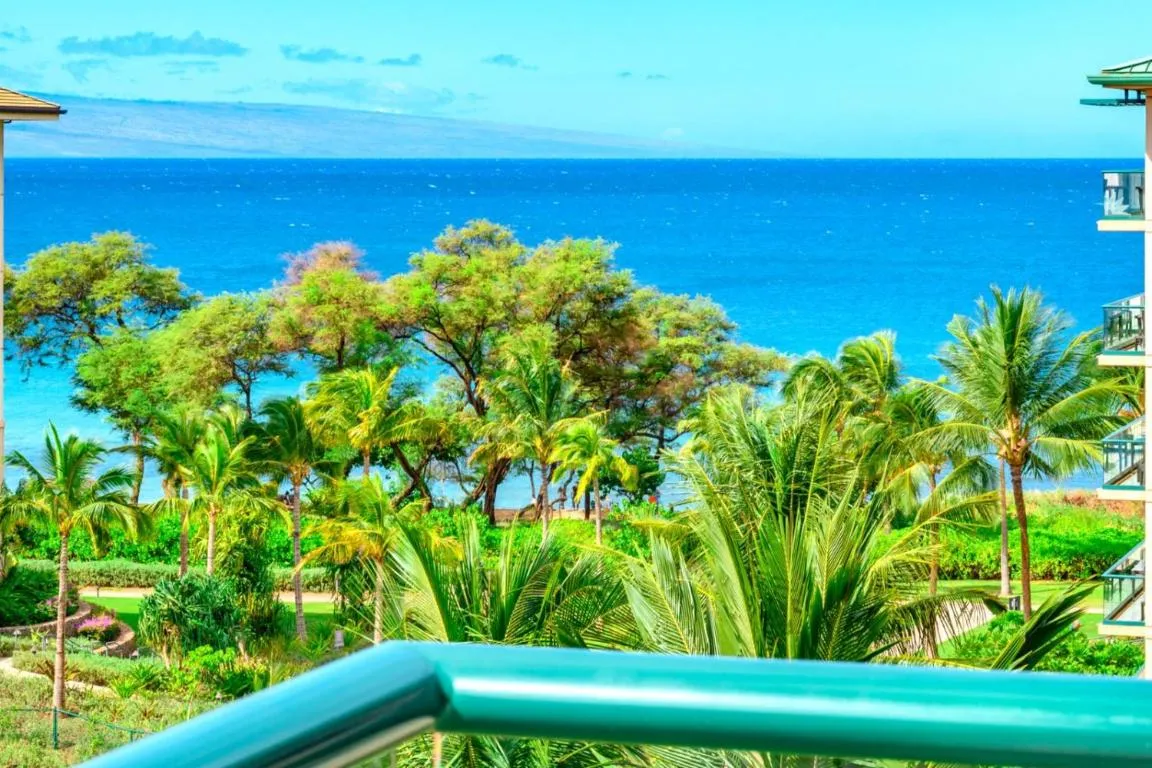 Image of KBM Resorts: Honua Kai Hokulani HKH-620 XL Lanai Corner with Ocean Views Includes Rental Car