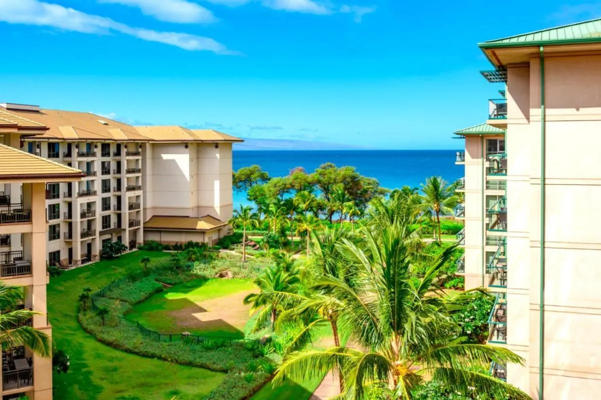 Image 5 of KBM Resorts: Honua Kai Hokulani HKH-620 XL Lanai Corner with Ocean Views Includes Rental Car
