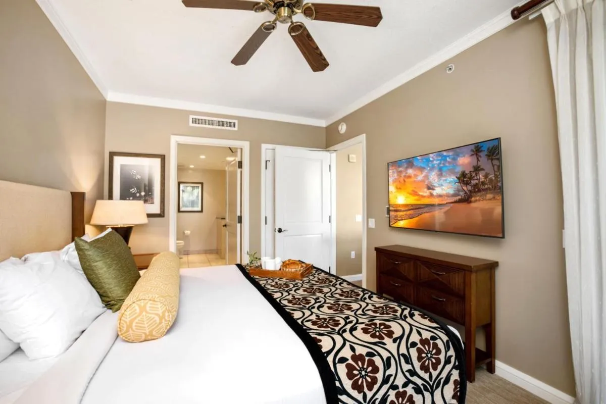 Image 6 of KBM Resorts: Honua Kai Konea HKK-236 Private Steps to Beach Includes Rental Car