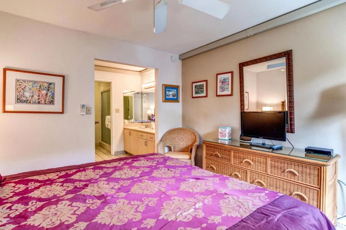 Image 4 of KBM Resorts: Napili Point NAP-B43 Ocean and Mountain Views Includes Rental Car