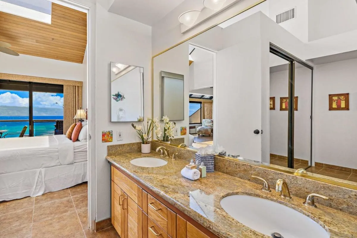 Image 2 of KBM Resorts: Sands of Kahana SOK-292 Ocean View Penthouse Remodeled Includes Rental Car
