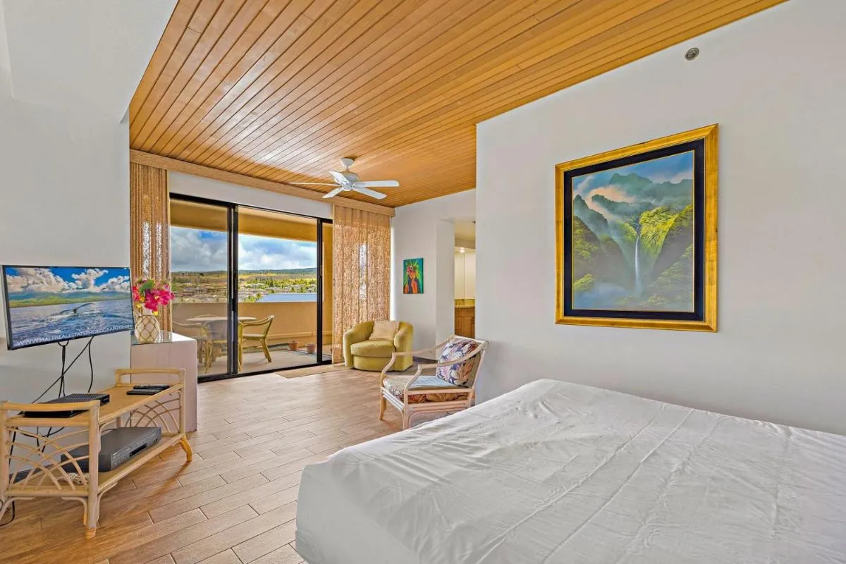 Image 6 of KBM Resorts: Sands of Kahana SOK-292 Ocean View Penthouse Remodeled Includes Rental Car