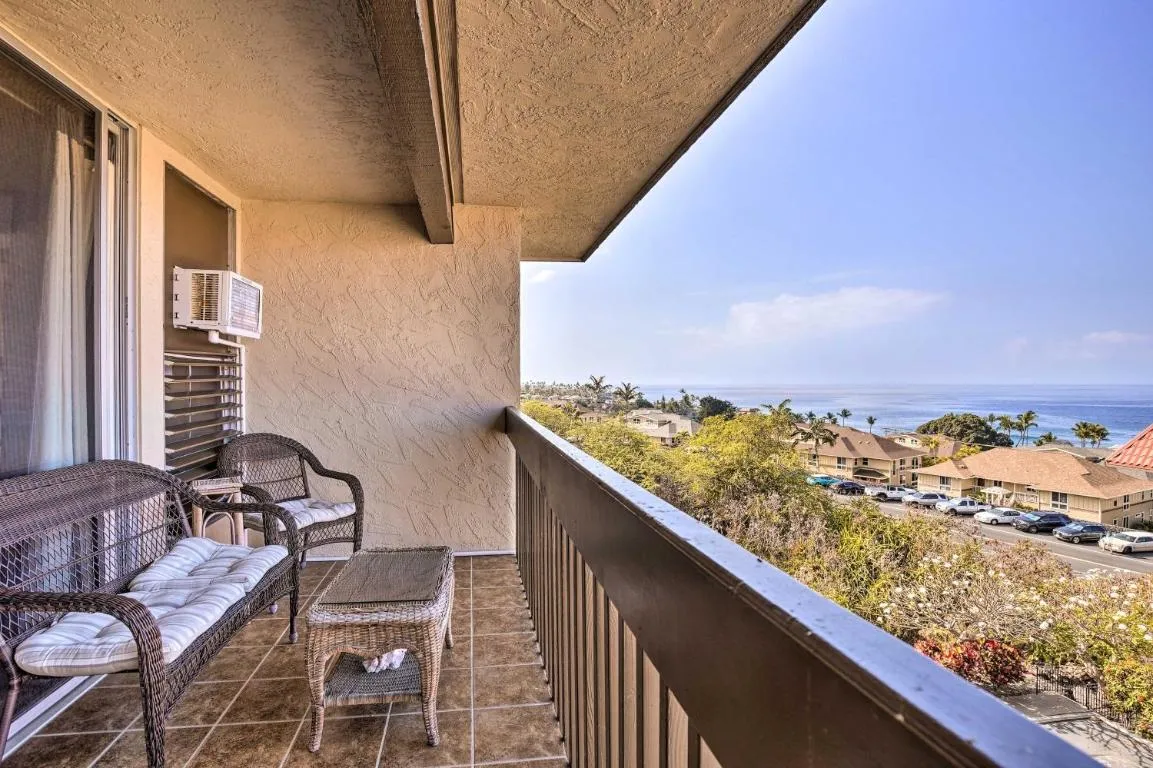 Image of Kailua-Kona Condo Steps to Beach and Downtown!