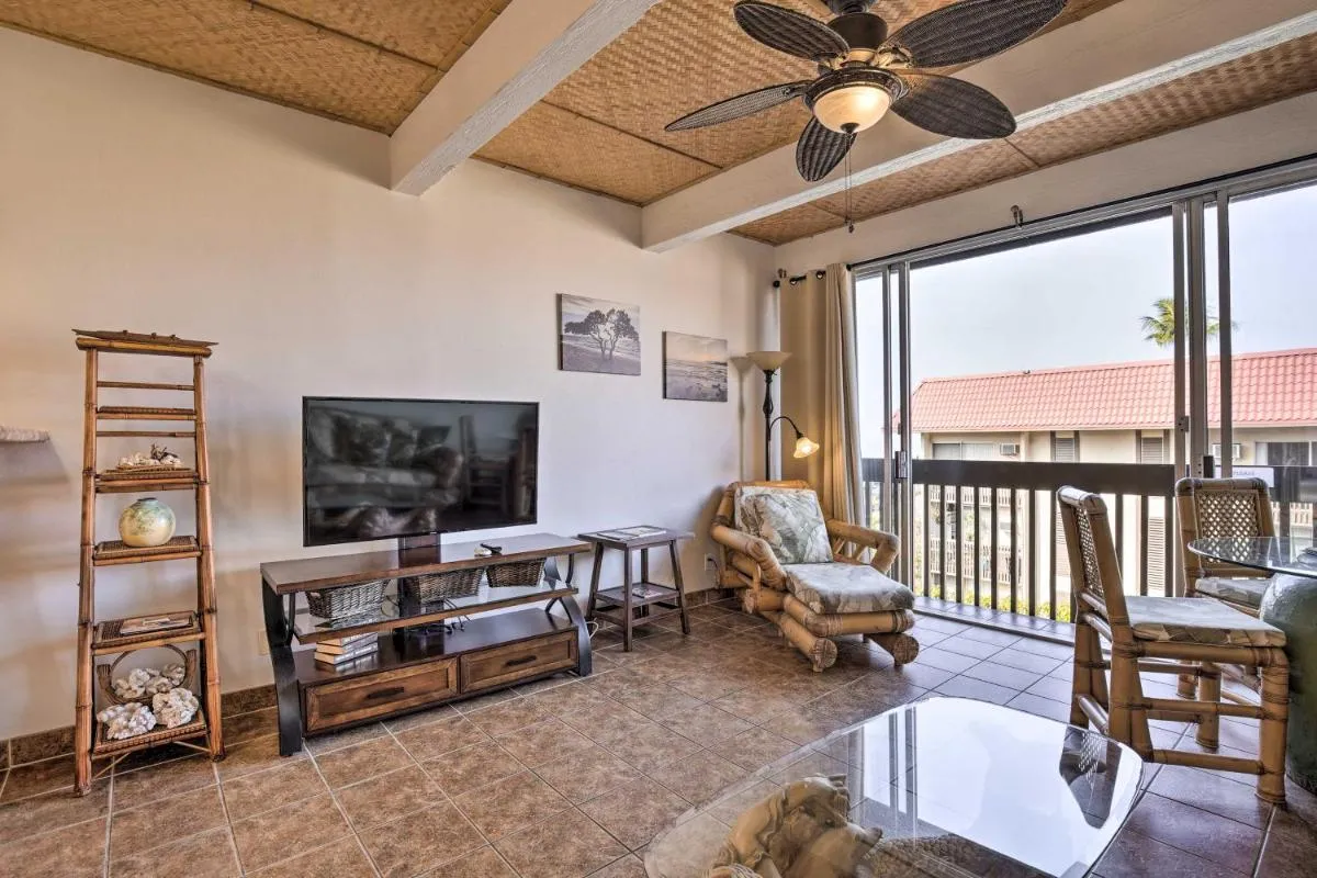 Image 5 of Kailua-Kona Condo Steps to Beach and Downtown!