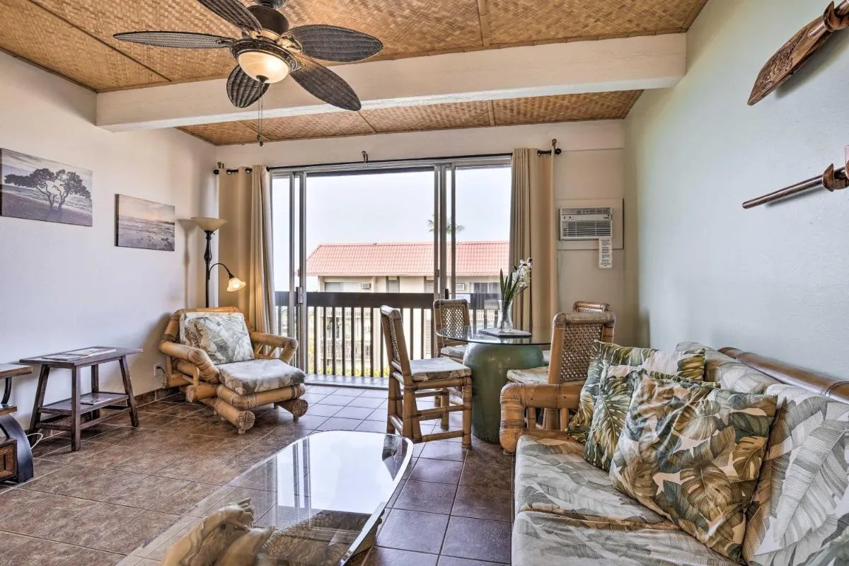 Image 4 of Kailua-Kona Condo Steps to Beach and Downtown!