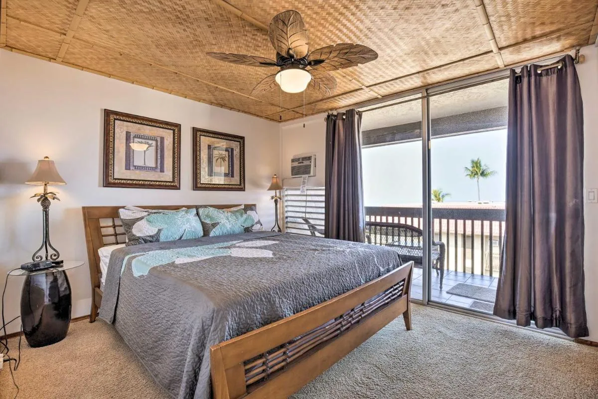 Image 1 of Kailua-Kona Condo Steps to Beach and Downtown!