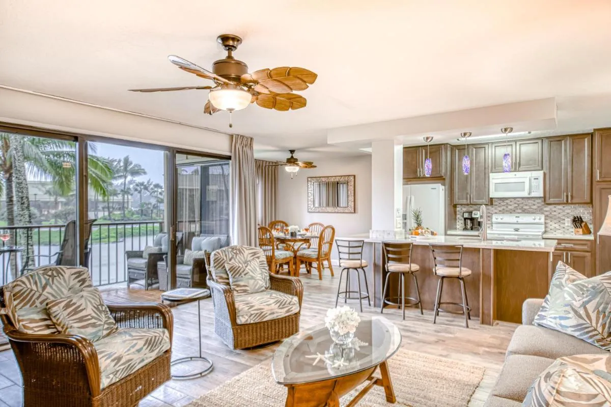 Image 3 of Kauai Beach Villas D10