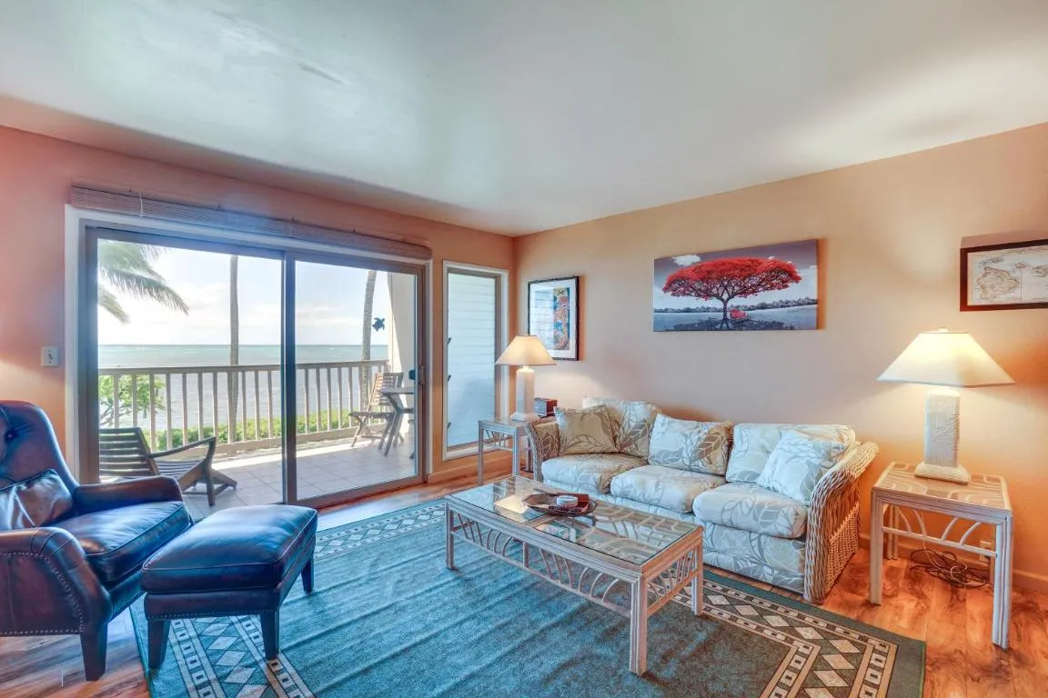 Image of Kaunakakai Condo with Private Lanai and Ocean Views!