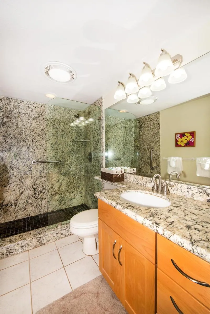 Image 3 of Kihei Beach Resort 302