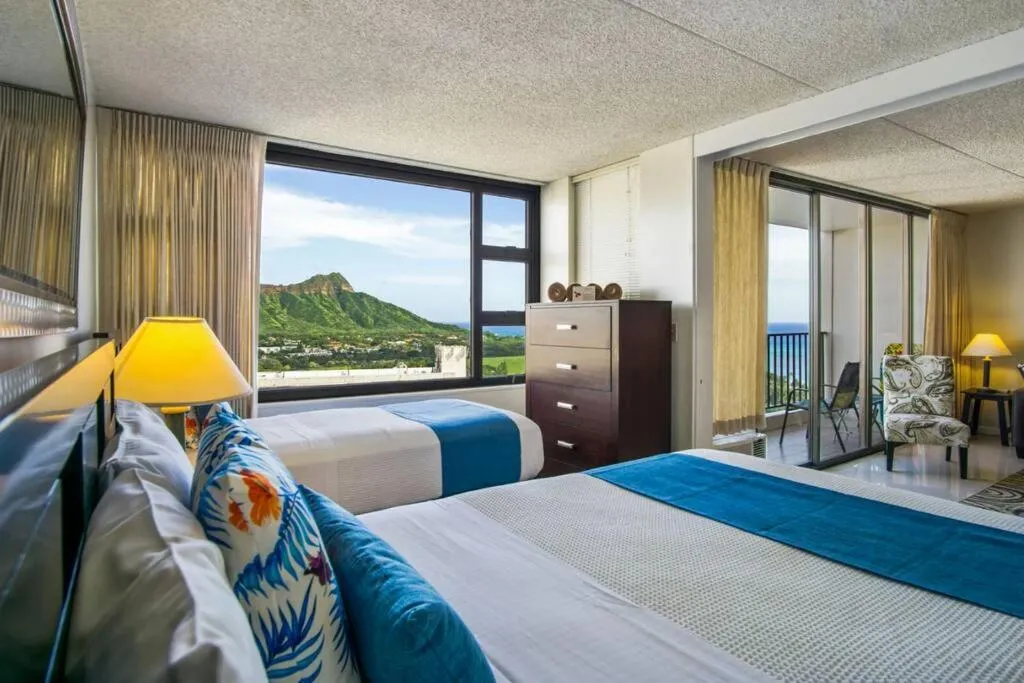 Image of Lë’ahi Diamond Head Suite 1 Bedroom 1 Free Parking