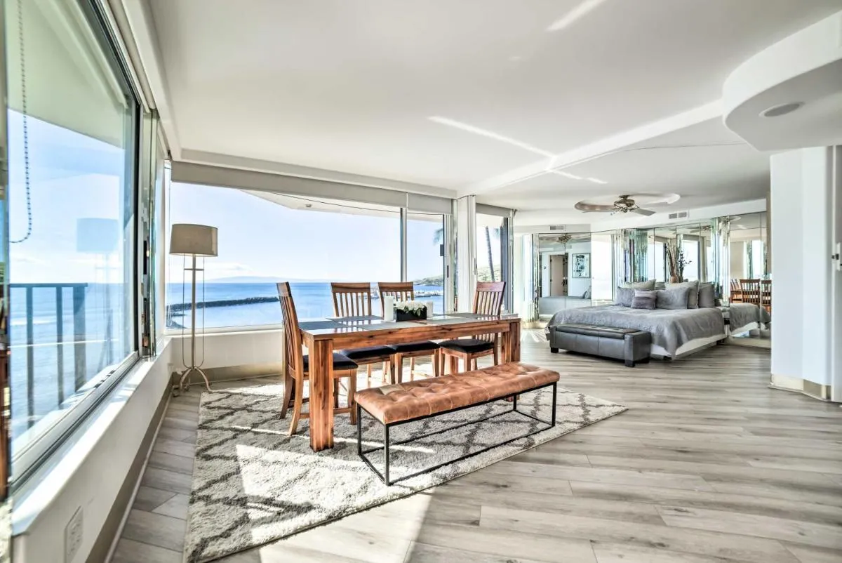 Image 1 of Luxurious Maui Getaway with Panoramic Ocean Views!