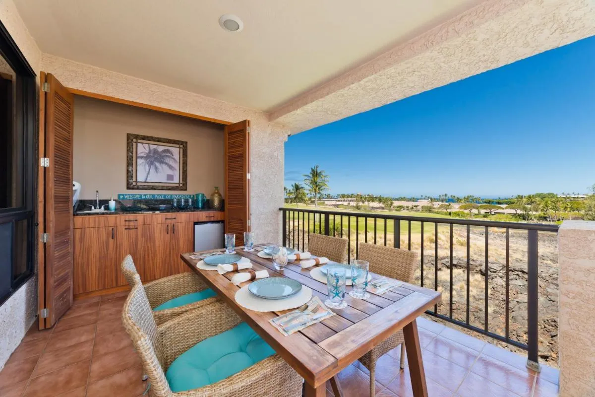 Image 2 of Luxurious Penthouse Oasis ~ Golf & Ocean Views