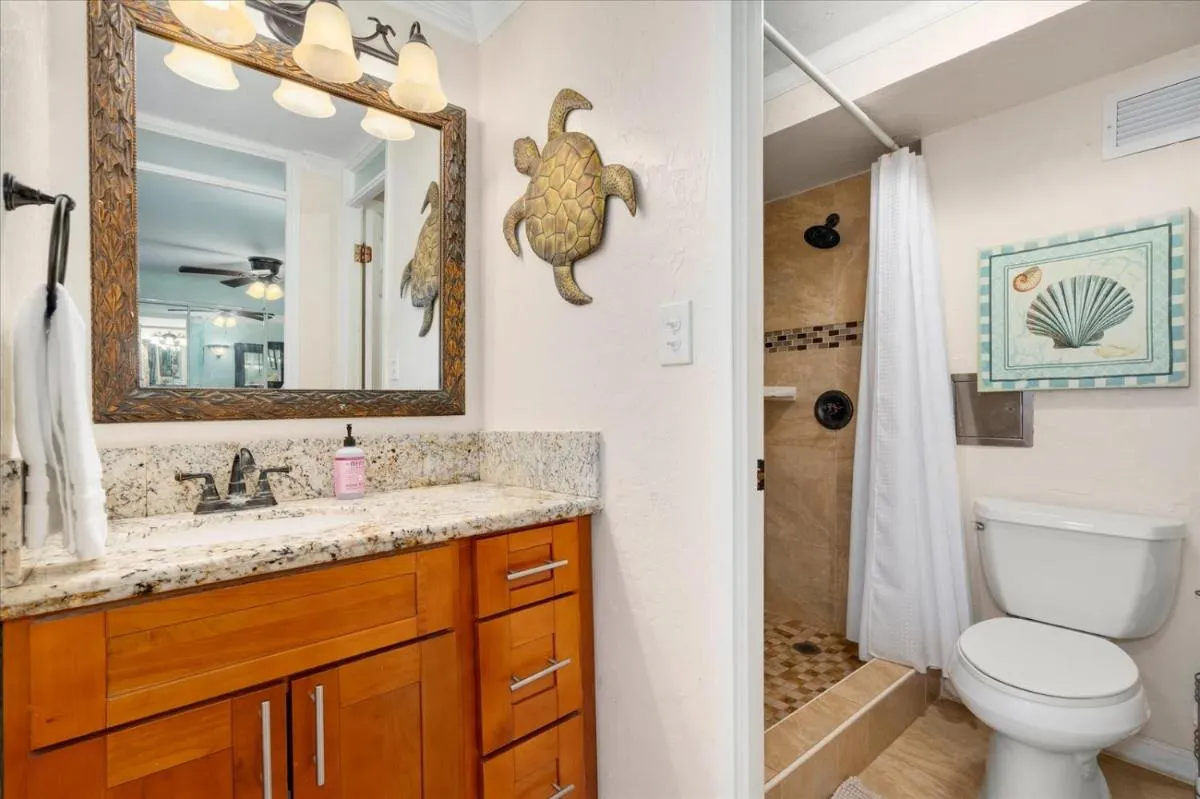 Image 2 of Magical Beachfront Condo