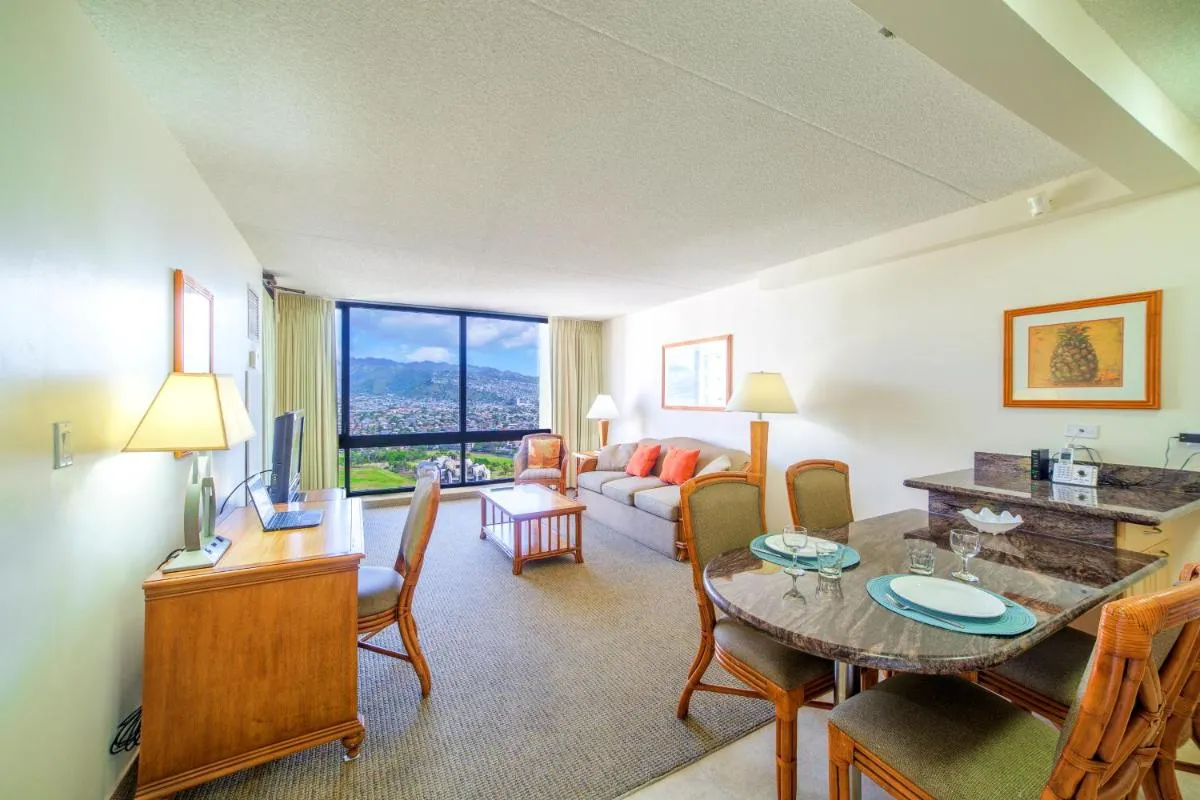 Image 4 of Mountain View Condo, Near Beach, Free Parking!