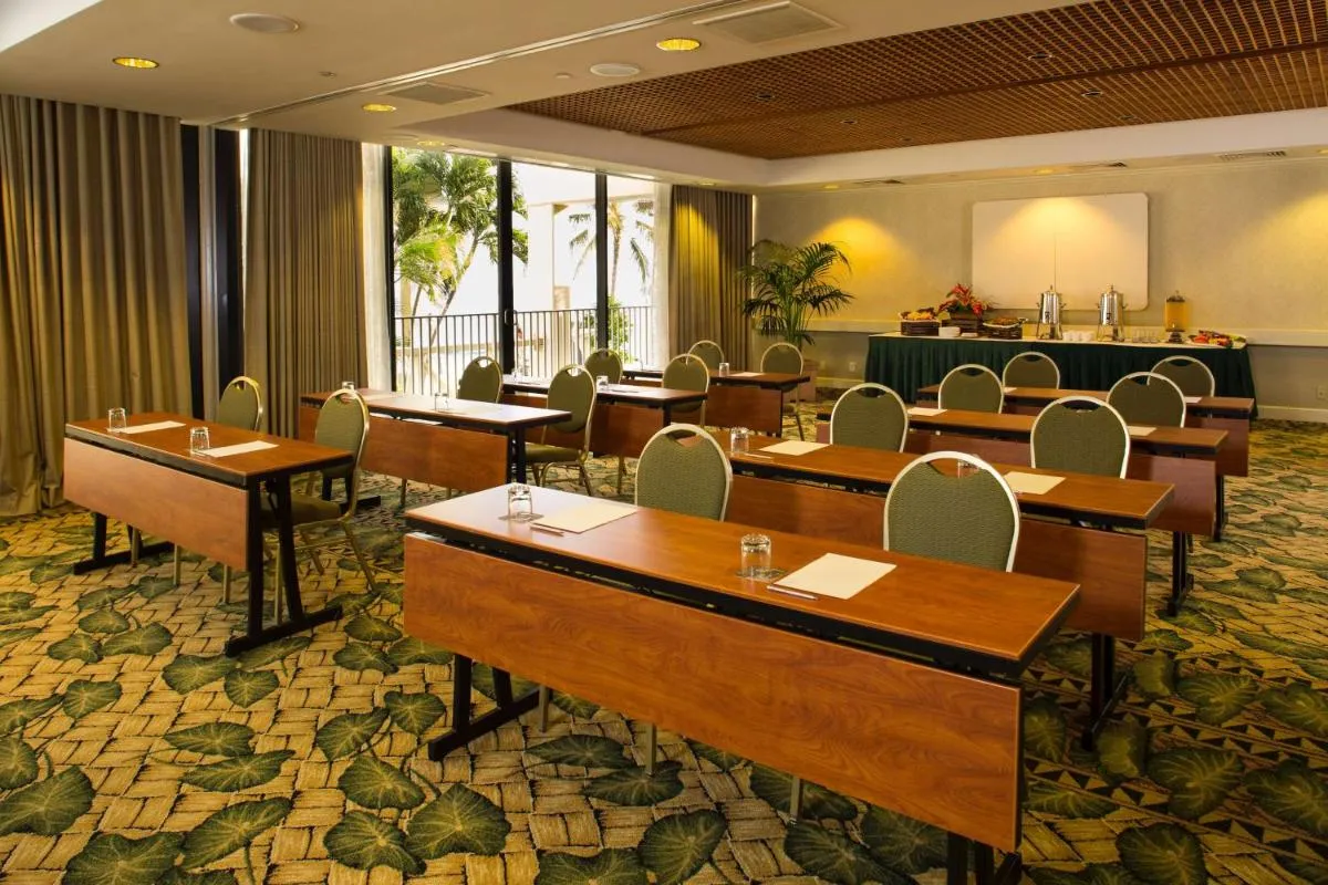 Image 4 of OUTRIGGER Waikiki Beach Resort