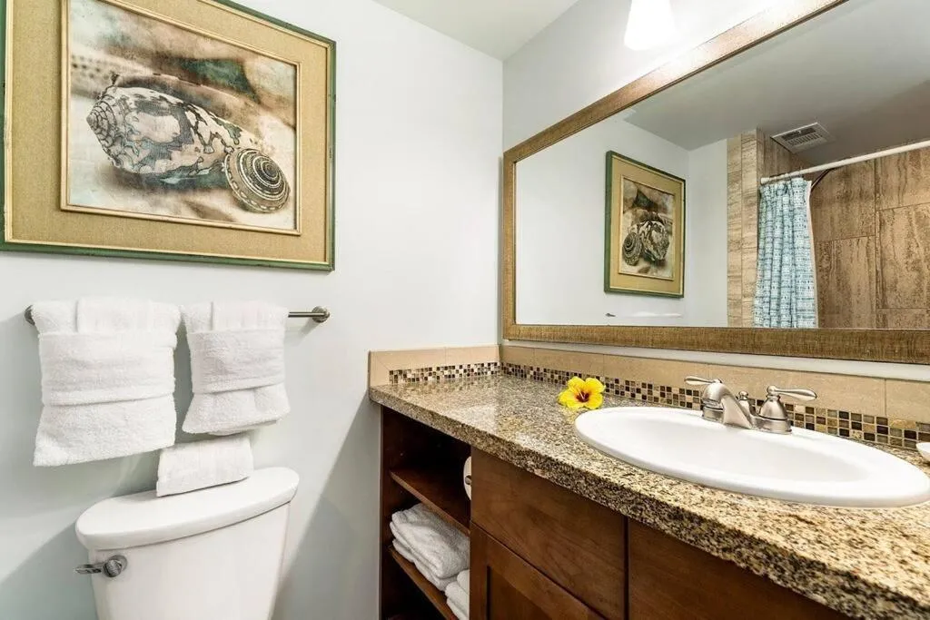Image 2 of Ocean Echoes: Kona’s Oceanfront Family Oasis