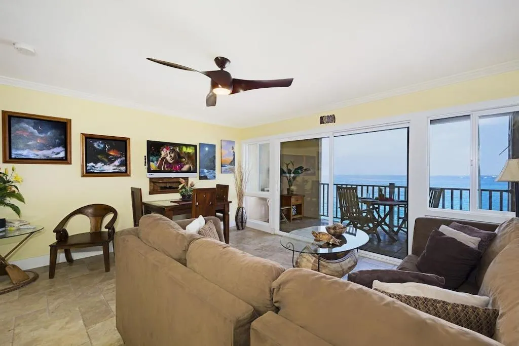 Image 5 of Ocean Front Condo SV4207
