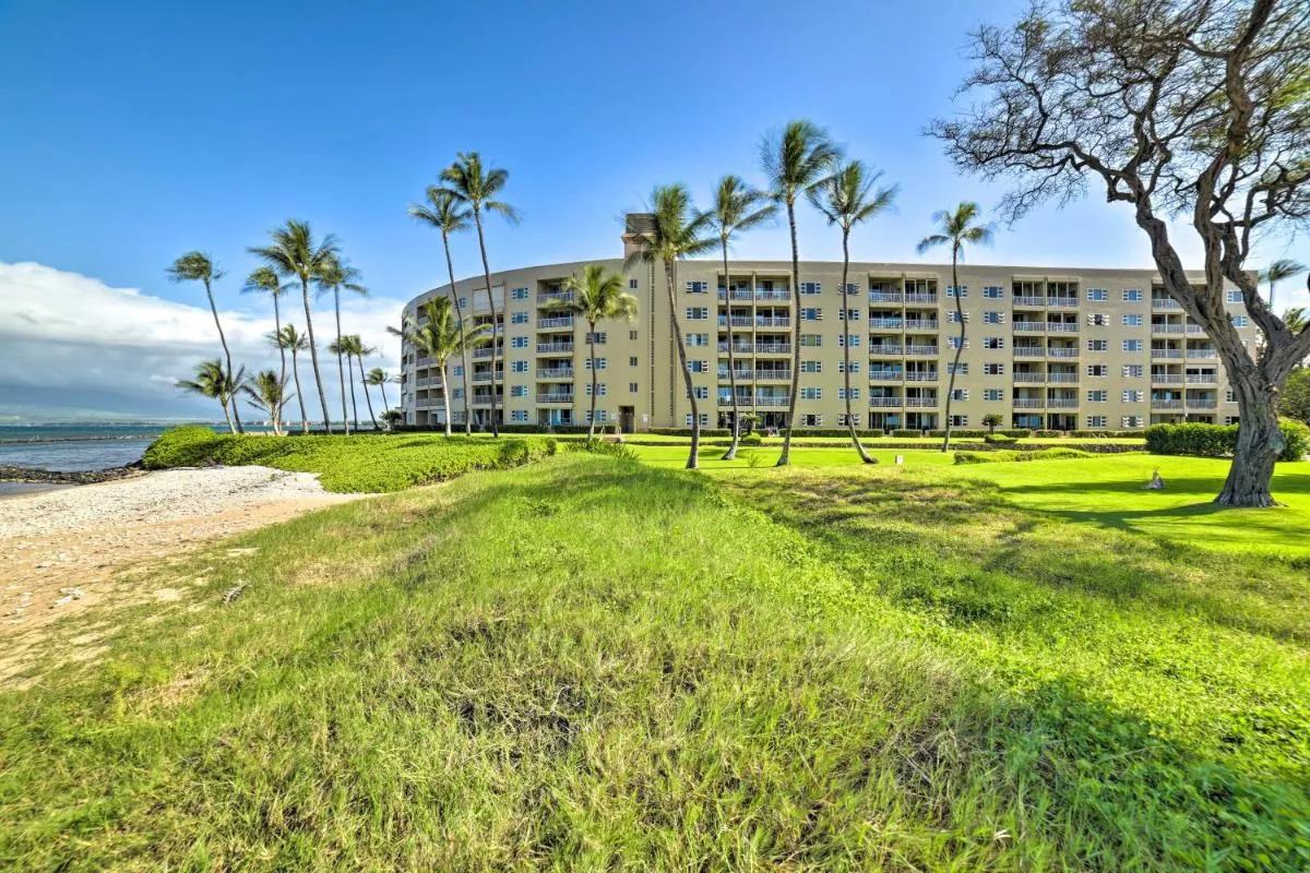 Image 6 of Ocean-View Kihei Condo with Lanai Steps to Beach!
