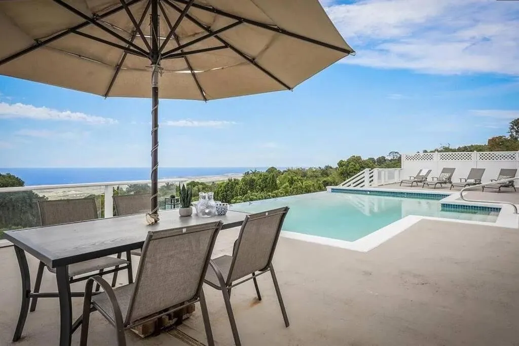 Image 3 of Oceanview Luxury Villa Pool & SPA