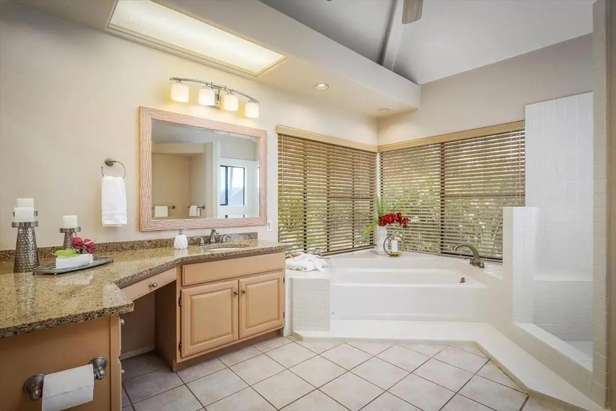 Image 2 of Oceanview Luxury Villa Pool & SPA