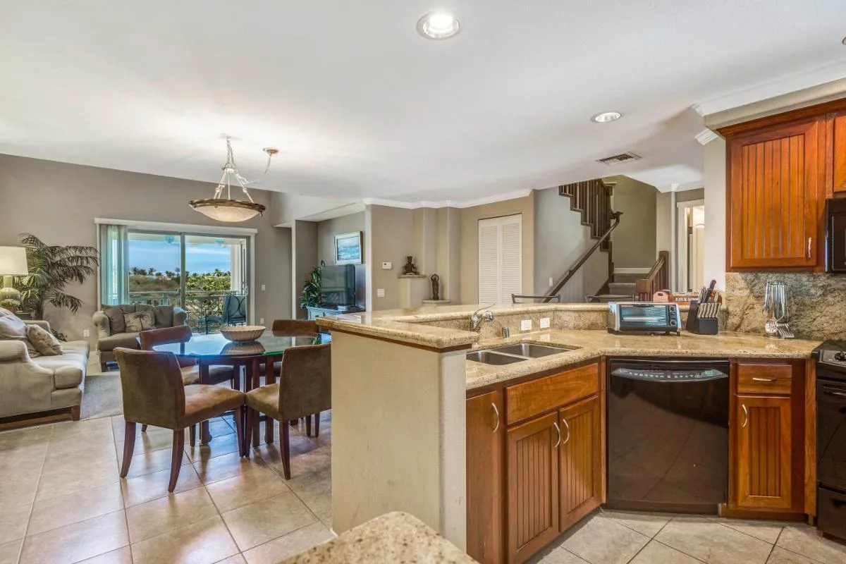 Image 6 of Palm Villas 2 Bed/2 Bath Loft #F22