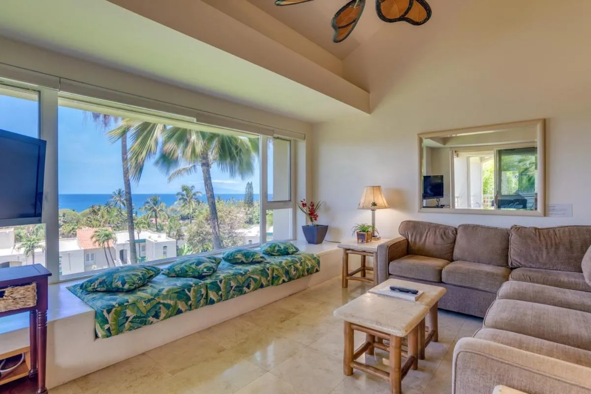 Image 4 of Palms at Wailea
