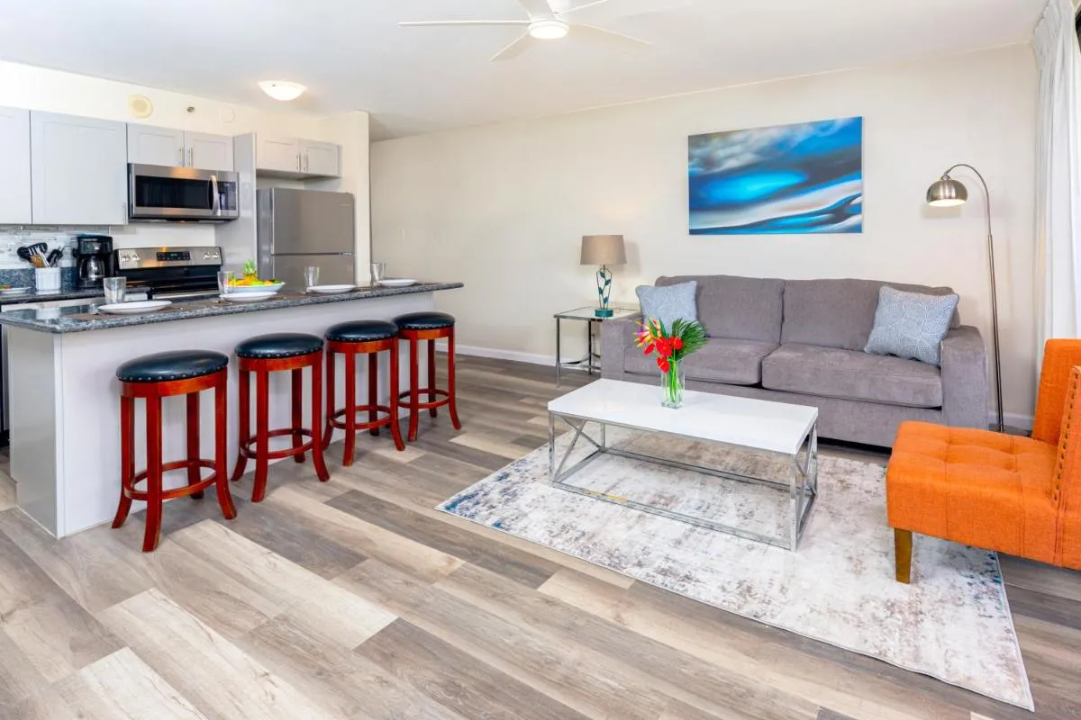 Image 6 of Panoramic Mountain View Condo with Free Parking!