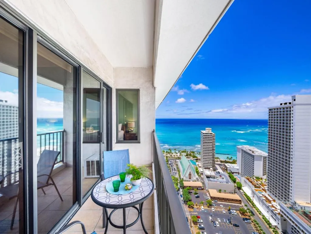 Image of Penthouse With Fabulous Ocean View Near Waikiki Beach