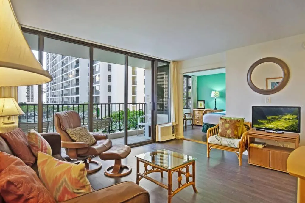 Image of Rec Deck Suite, 1 Bed Condo + Free Parking