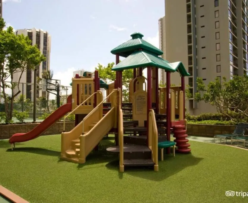 Image 5 of Rec Deck Suite, 1 Bed Condo + Free Parking