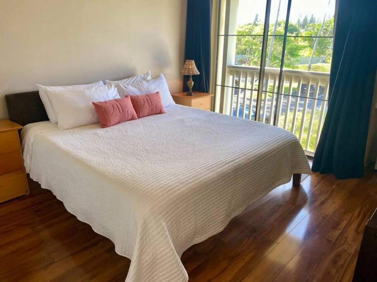 Image 1 of Relaxing Turtle Bay townhome near the beach